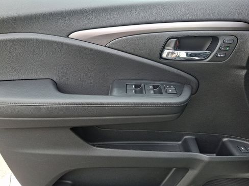 Certified 2022 Honda Pilot Special Edition image 11