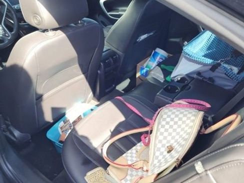 Used 2017 Buick Regal Sport Touring image 10