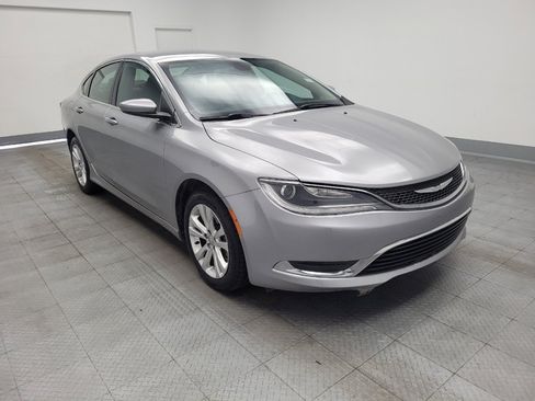 Used 2016 Chrysler 200 Limited FWD image 13