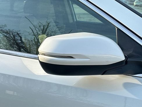 Used 2018 Honda CR-V EX-L image 11