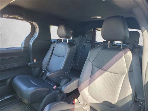 Used 2025 Toyota Sienna XLE Woodland Edition image 14