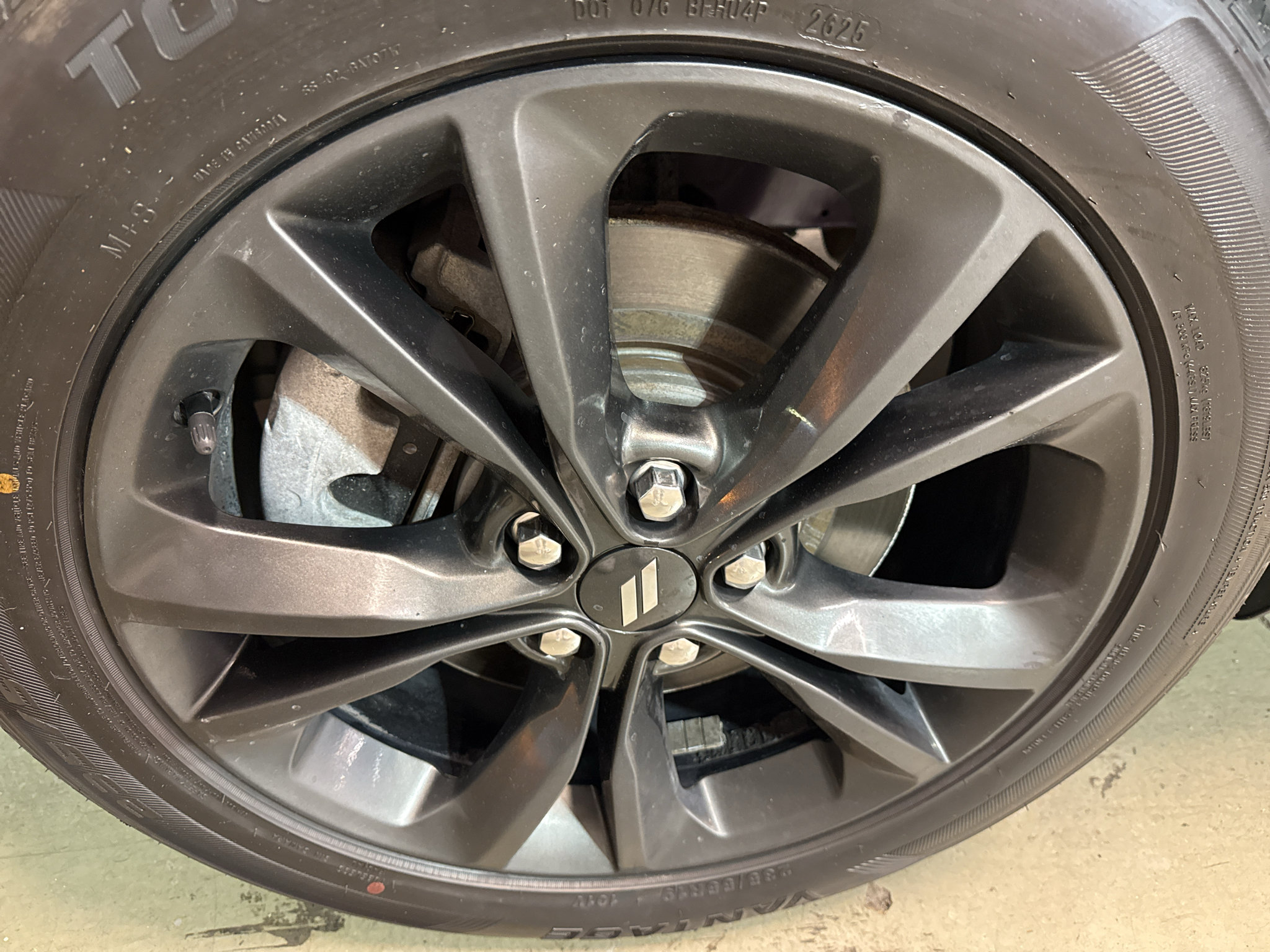 Used 2020 Dodge Challenger GT w/ Blacktop Package AWD/4WD image 31