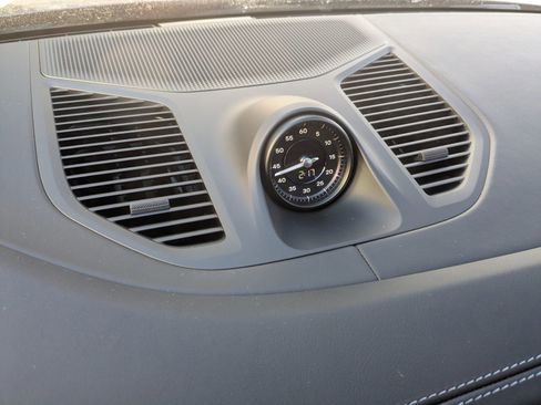 New 2026 Porsche Cayenne GTS image 22