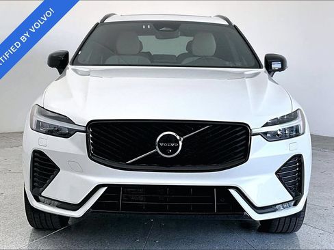 Certified 2026 Volvo XC60 B5 Plus AWD/4WD image 3