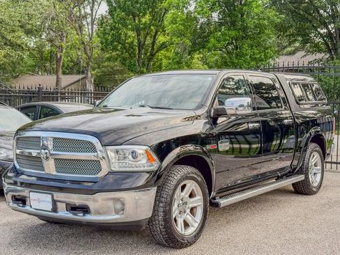 Used 2015 RAM 1500 Laramie Longhorn w/ Convenience Group AWD/4WD image 4
