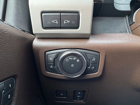 Used 2019 Ford F250 King Ranch w/ Chrome Package image 18