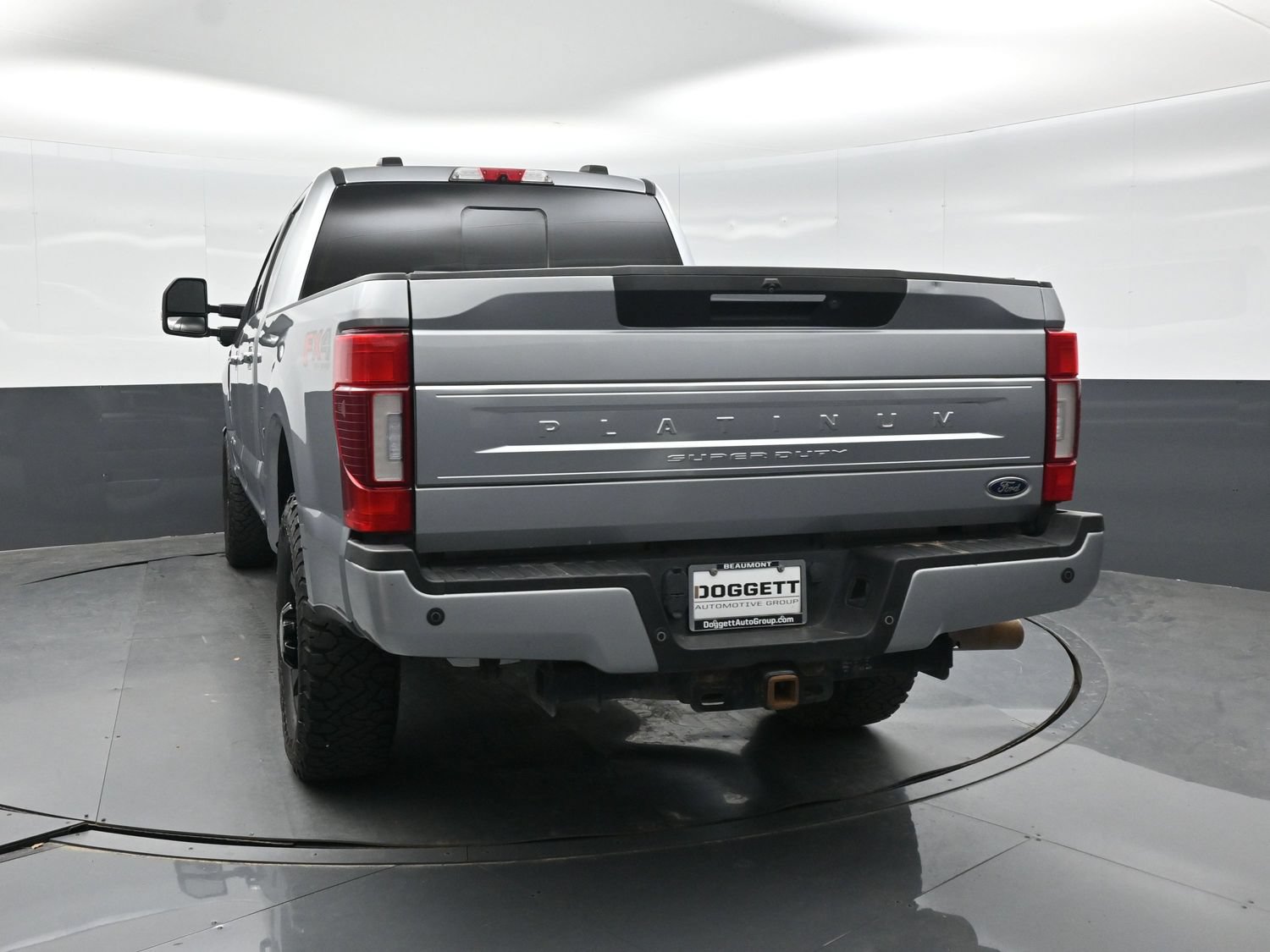 Used 2022 Ford F250 Platinum AWD/4WD image 7
