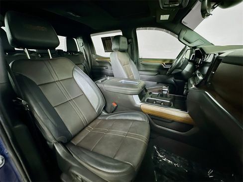 Used 2022 Chevrolet Silverado 1500 High Country w/ High Country Premium Package image 12