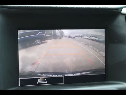 Used 2022 GMC Terrain SLE w/ Driver Convenience Package FWD image 34