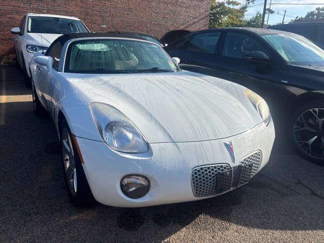 Used 2006 Pontiac Solstice Convertible w/ Premium Package RWD image 9