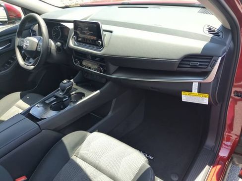 New 2026 Nissan Rogue SV FWD image 34