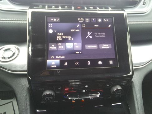 Used 2022 Jeep Grand Cherokee Altitude image 24