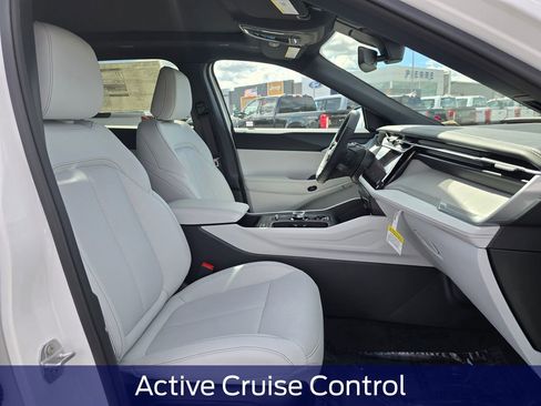 New 2026 Jeep Cherokee Limited AWD/4WD image 17