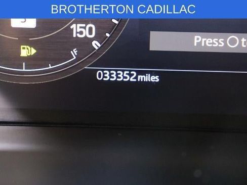Used 2025 Land Rover Defender 130 V8 AWD/4WD image 19