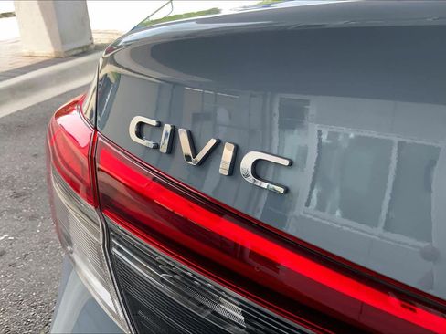 Used 2023 Honda Civic Sport image 33