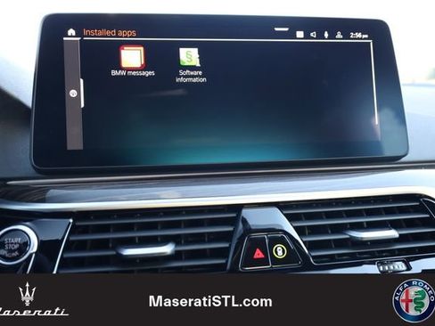 Used 2023 BMW 530i xDrive w/ Premium Package image 17