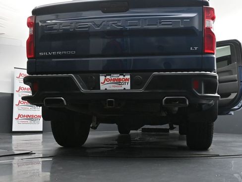 Used 2019 Chevrolet Silverado 1500 LT Trail Boss AWD/4WD image 43
