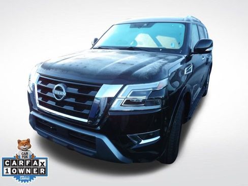 Used 2024 Nissan Armada SV image 8