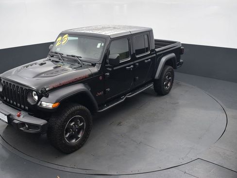 Used 2023 Jeep Gladiator Rubicon w/ Cold Weather Group image 41