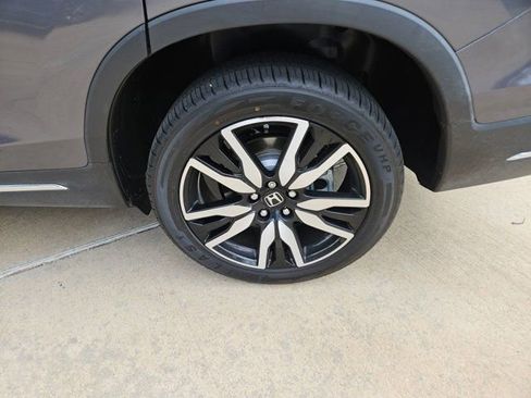 Used 2022 Honda Pilot Elite image 14