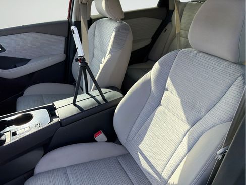 Certified 2023 Nissan Rogue SV FWD image 29