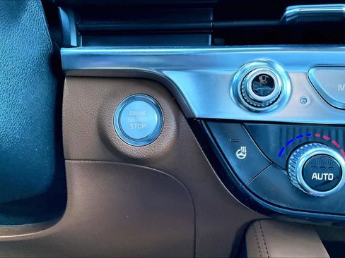 Used 2024 Kia Telluride SX X-Line image 33