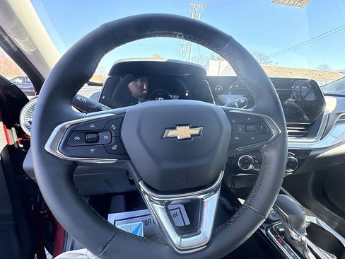 New 2026 Chevrolet Trax LT w/ Driver Confidence Package image 7