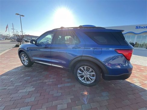 Used 2023 Ford Explorer XLT w/ Equipment Group 202A image 12