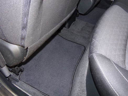 Used 2023 Kia Rio LX image 46