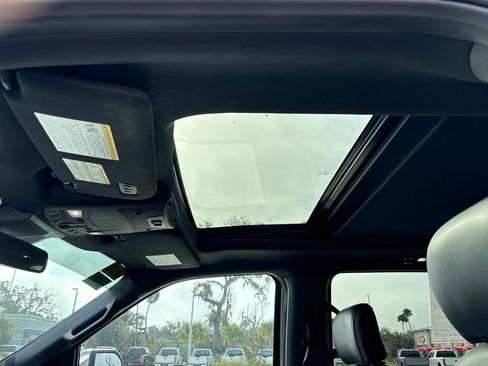 Used 2020 Ford F150 Platinum w/ Equipment Group 701A Luxury image 9