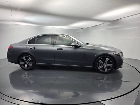 Used 2024 Mercedes-Benz C 300 Sedan image 3