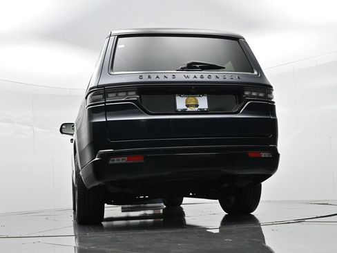 Used 2024 Jeep Grand Wagoneer Series II Obsidian w/ Quick Order Packagew 28T AWD/4WD image 24