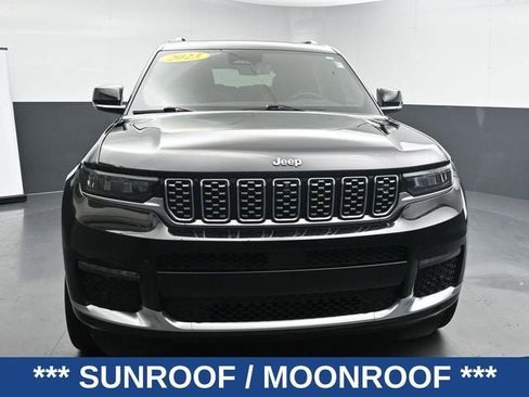 Used 2023 Jeep Grand Cherokee L Summit AWD/4WD image 4