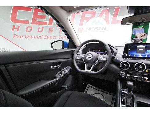 New 2025 Nissan Sentra SV w/ All-Weather Package image 6