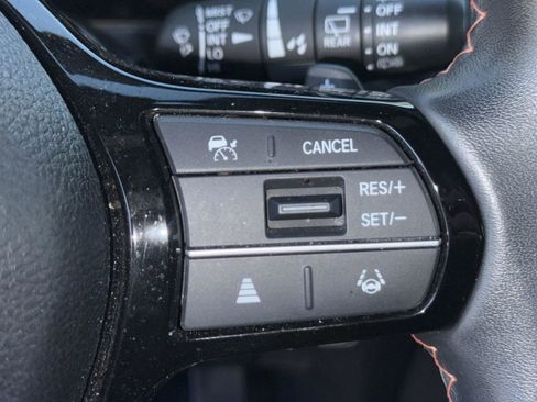 Used 2023 Honda Pilot Sport image 24