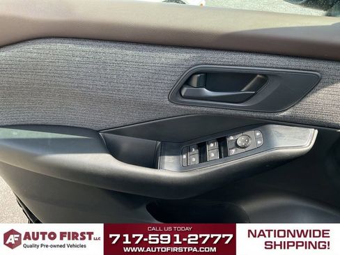 Used 2023 Nissan Rogue S AWD/4WD image 23