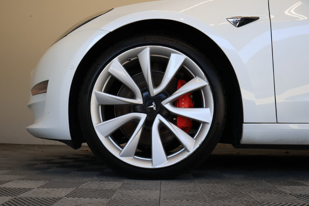 Used 2019 Tesla Model 3 Performance AWD/4WD image 9