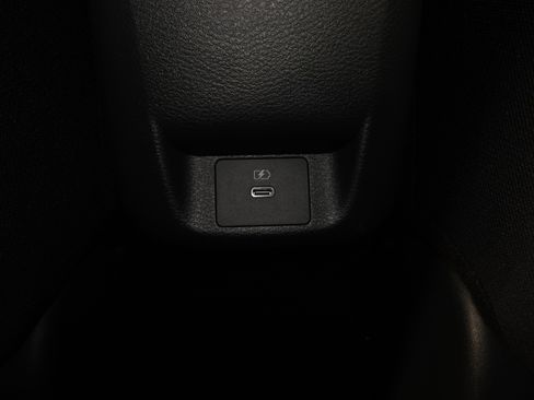 New 2025 Nissan Versa SV w/ Trunk Package image 28