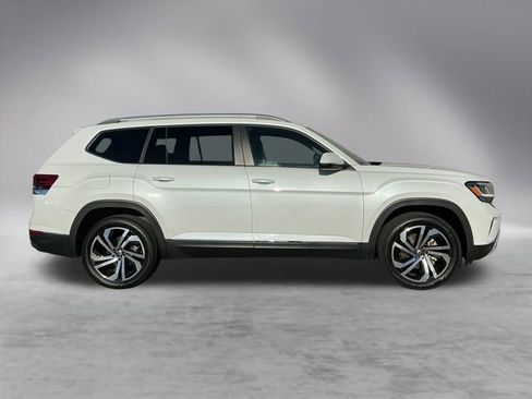 Certified 2023 Volkswagen Atlas SEL image 3