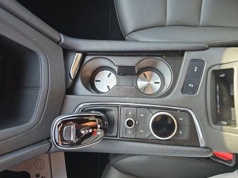 Used 2025 Cadillac XT5 Premium Luxury image 36