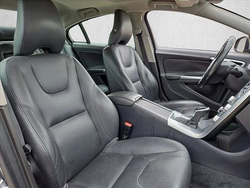Used 2018 Volvo S60 T5 Inscription AWD/4WD image 22