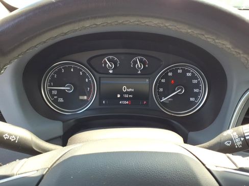 Used 2021 Buick Enclave Essence AWD/4WD image 20