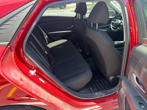 Used 2023 Hyundai Elantra Blue w/ Cargo Package image 9