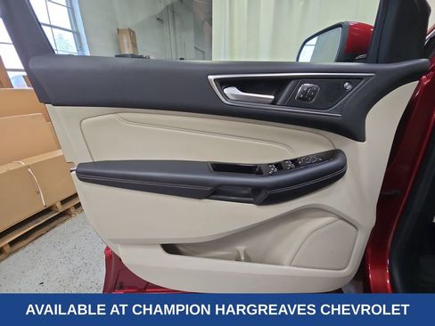 Used 2019 Ford Edge Titanium w/ Equipment Group 301A image 31
