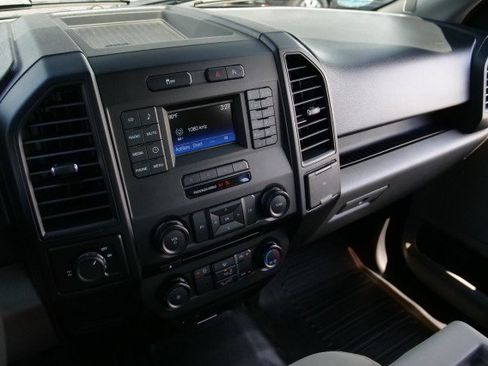 Used 2015 Ford F150 XL w/ Equipment Group 101A Mid RWD image 9