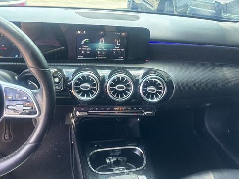 Used 2019 Mercedes-Benz A 220 image 12