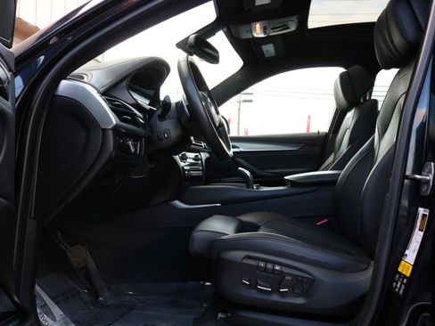Used 2016 BMW X6 xDrive35i image 22