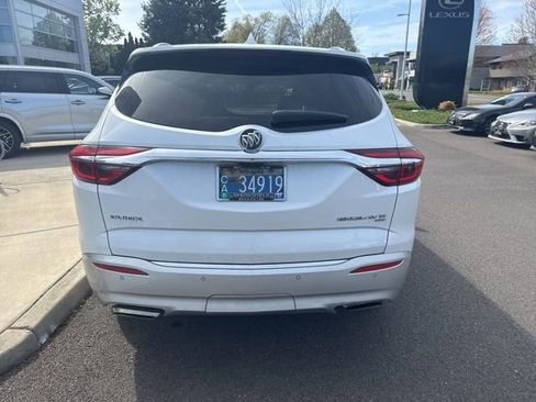 Used 2018 Buick Enclave Avenir w/ Avenir Technology Package image 6