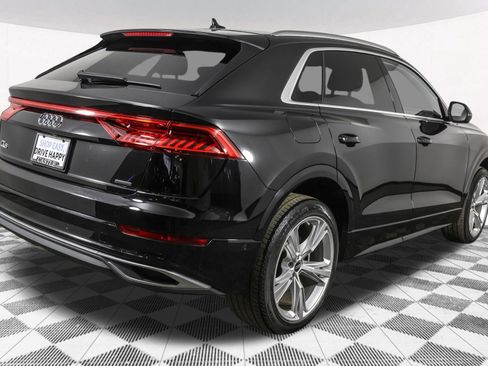 Used 2022 Audi Q8 Premium AWD/4WD image 18