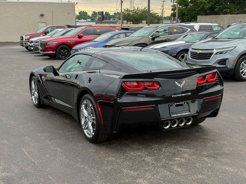 Used 2016 Chevrolet Corvette Stingray Coupe w/ 2LT Preferred Equipment Group RWD image 11